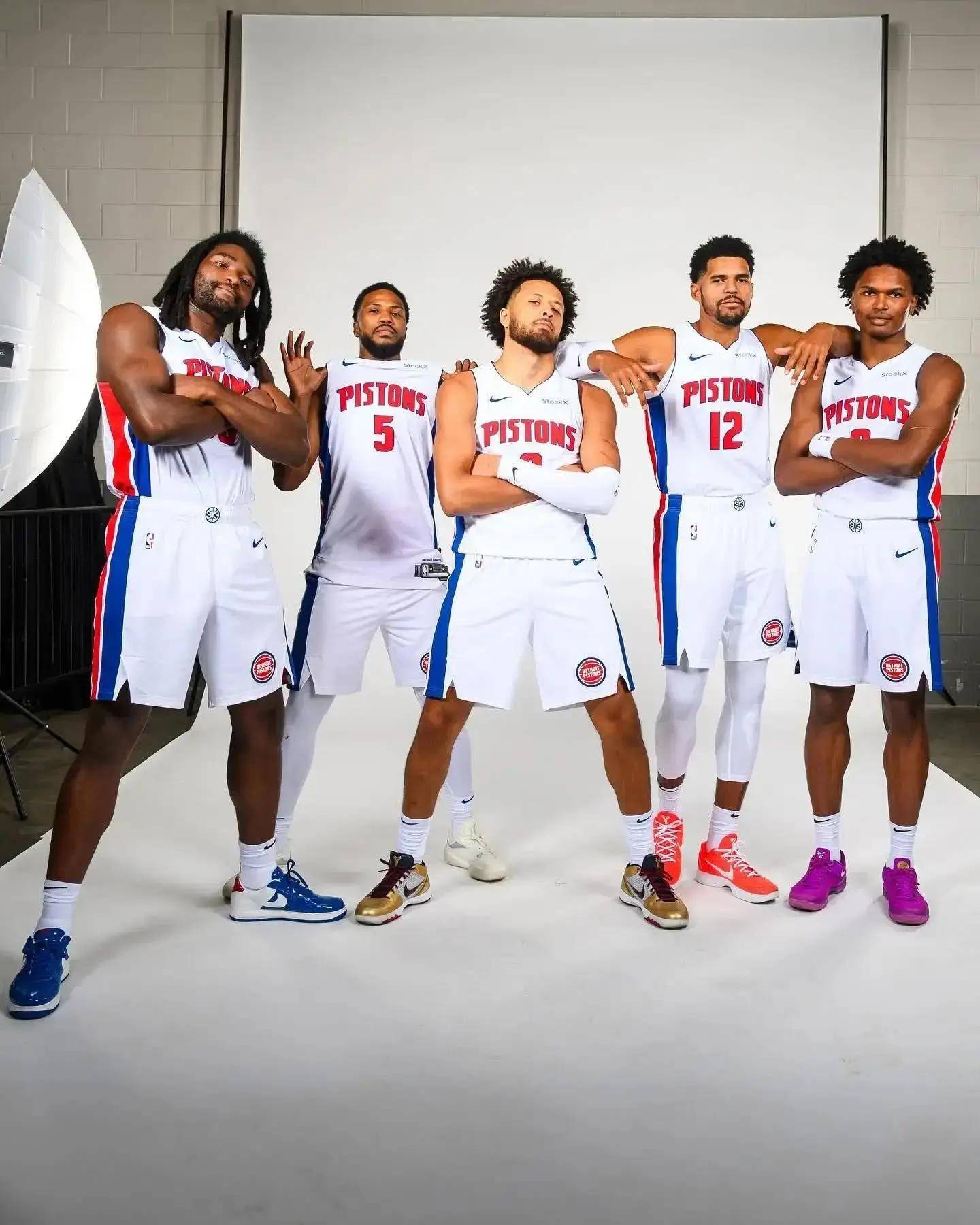 意甲前瞻：尤文近期强势反弹，卡利亚里8轮不胜（意甲前瞻：尤文强势回暖，卡利亚里已连续八轮不胜）