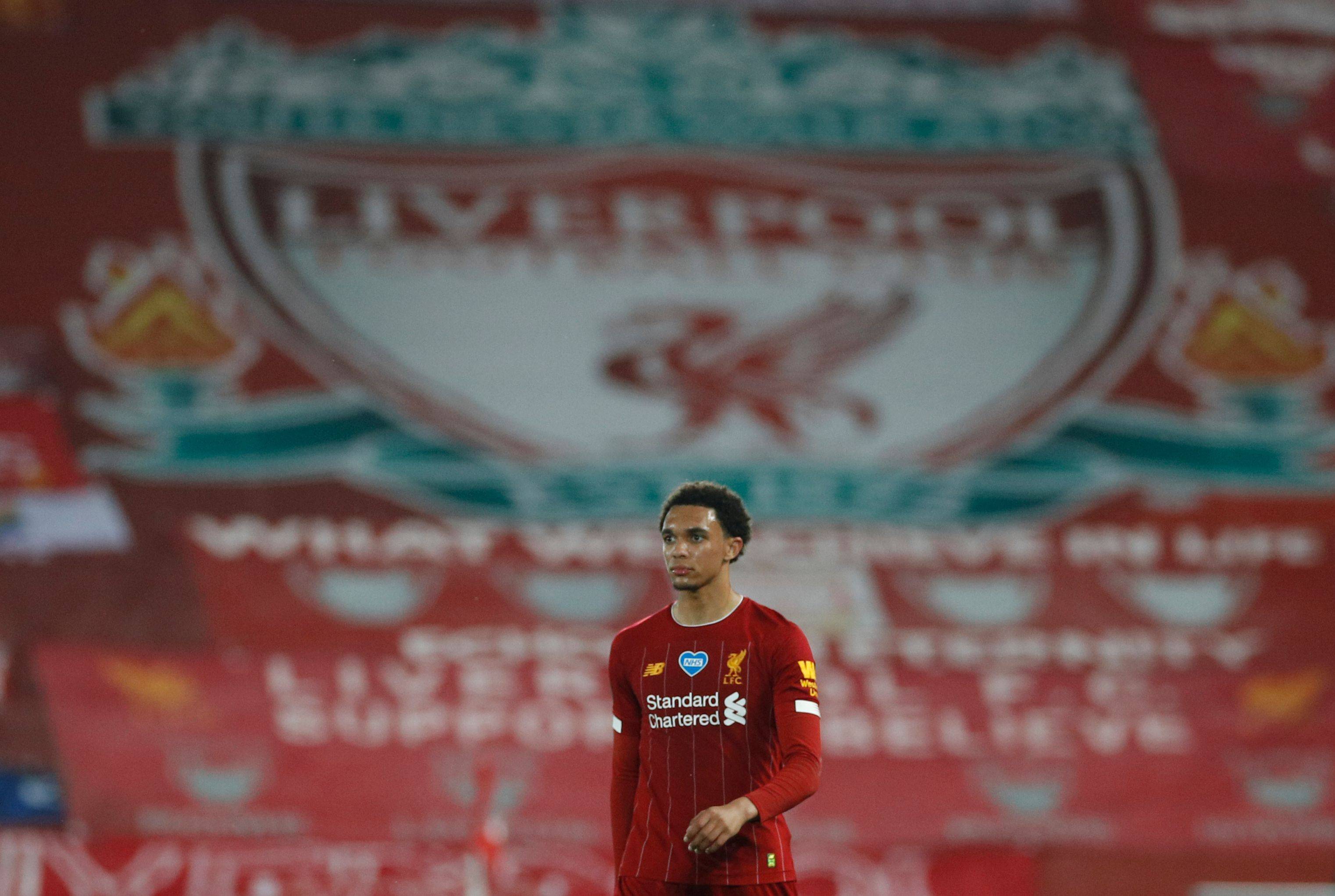 奥巴梅扬：当年我从巴萨去切尔西是一个巨大的错误（奥巴梅扬懊悔：离开巴萨转投切尔西是我职业生涯的重大失误）