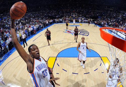 小卡纳瓦罗：在我哥光环下成长压力很大；我始终爱着那不勒斯（小卡纳瓦罗：哥哥光环压得我不轻，但我对那不勒斯的爱从未改变）