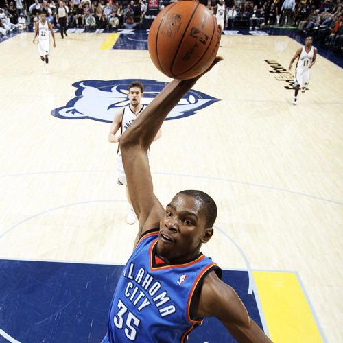 中超最佳进球候选（禁区内）：倒钩凌空脚后跟，谁是你心中的最佳进球？（中超禁区内最佳进球评选：倒钩、凌空、脚后跟，你选谁？）