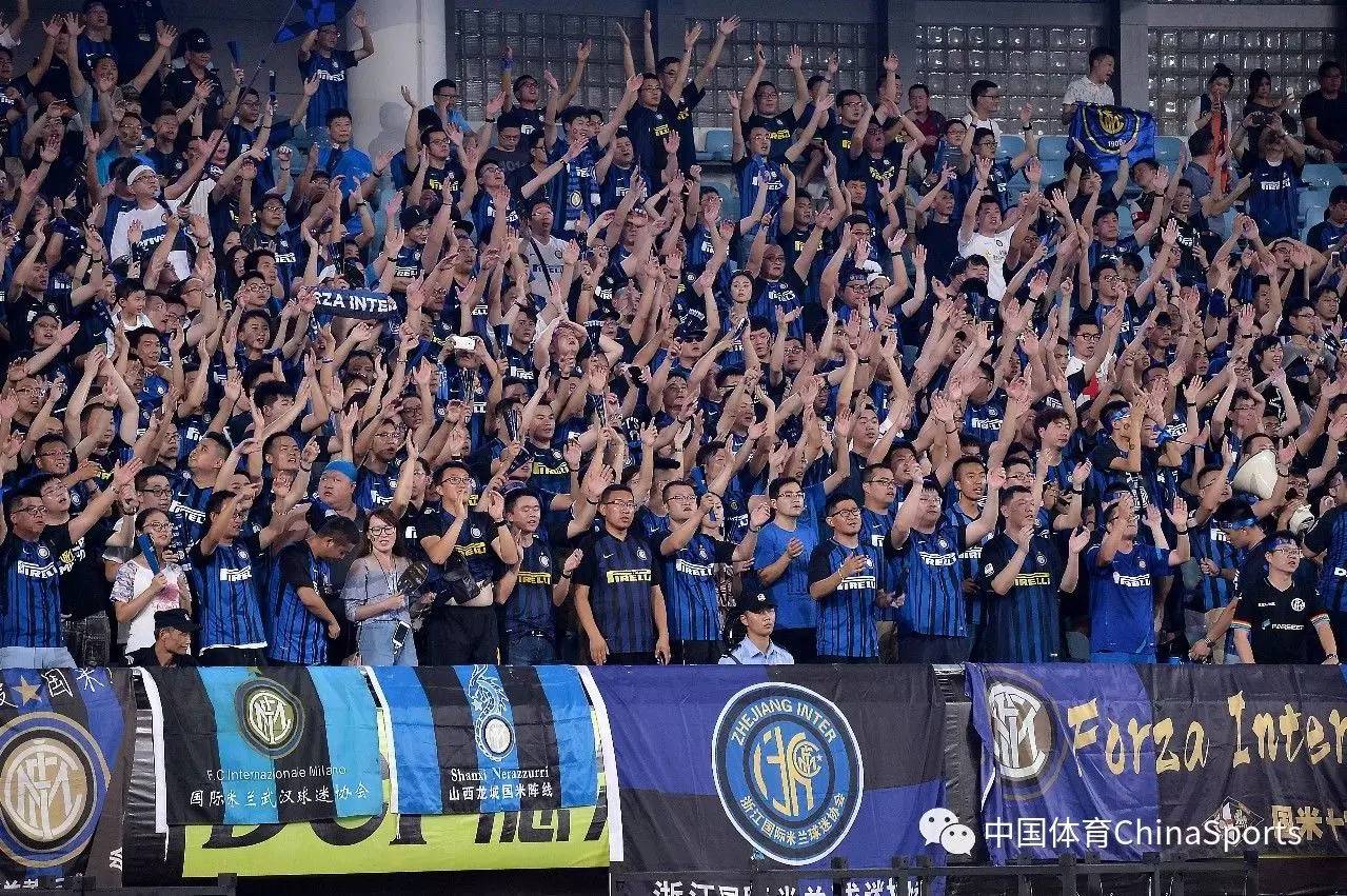 阿夫迪亚成50年来开拓者首位3场砍90+30+30球员（阿夫迪亚成开拓者50年来首人：三场合计90分30板30助）