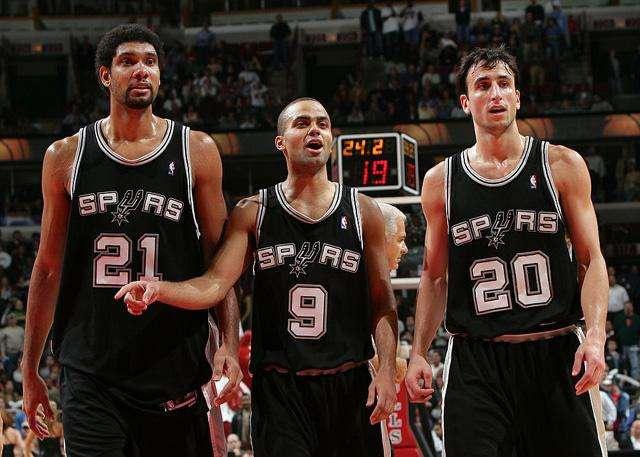 亚特兰大2-0佛罗伦萨，奥迪隆破僵，卢克曼建功（亚特兰大2-0胜佛罗伦萨：奥迪隆先开纪录，卢克曼锁定胜局）