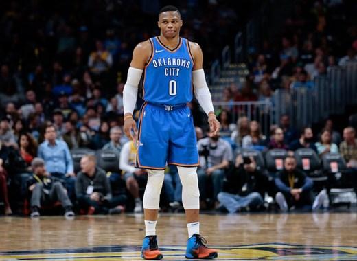 罗伊斯：我建议布兰特留下，他能为球队带来不常拥有的特质（罗伊斯建议布兰特留队：他拥有球队少见的特质）