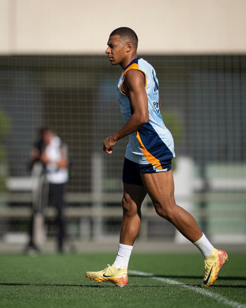 孔莹蓥：回去加练后程能力 全运会目标争一夺二保三（孔莹蓥：将加强后程训练，全运会力拼第一、确保第二、保底第三）